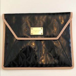 MK Michael Kors Tech Pouch